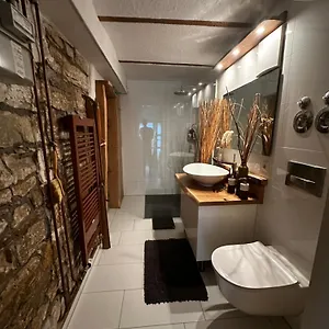 https://apt-freudis-berghutte.stuttgart-hotel.com